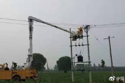 帶電作業(yè)本領(lǐng)強，客戶用電有保障