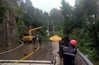 開州電力公司打響開州抗洪搶修復(fù)電戰(zhàn)