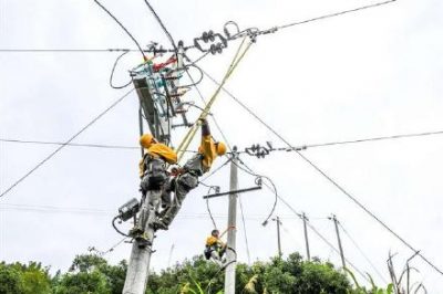 景寧提前完成全年智能開關(guān)安裝任務(wù) 景寧提前完成全年智能開關(guān)安裝任務(wù)