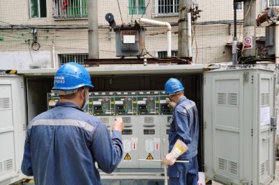 陽江城區(qū)供電局到綠怡閣和新都匯兩個(gè)施工現(xiàn)場(chǎng)進(jìn)行嚴(yán)格督查