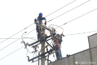 農(nóng)網(wǎng)升級(jí)改造??村民用電更可靠 農(nóng)網(wǎng)升級(jí)改造??村民用電更可靠