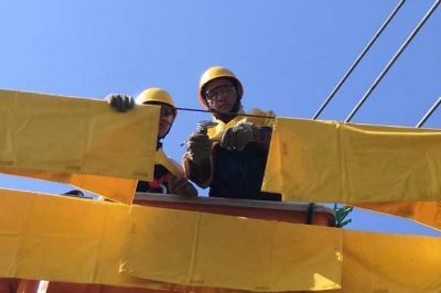 10千伏大西韓035線路進行帶電接引流線