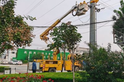 對10千伏樂園線進行帶電消缺