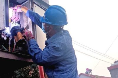 對(duì)齊家務(wù)鄉(xiāng)前韓村配變線路進(jìn)行巡視檢查