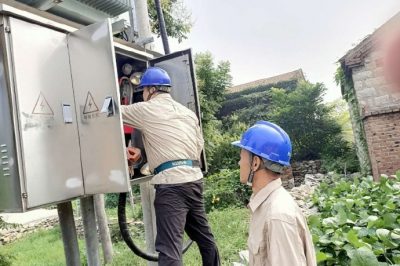 到西相村4號(hào)變，西相3號(hào)變進(jìn)行設(shè)備運(yùn)行隱患排查預(yù)控