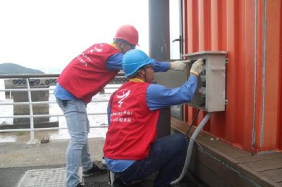 對周邊臺區(qū)各處電力設備以及周邊各大冷庫、制冰廠進行全方位檢查