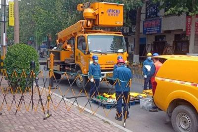 對(duì)轄區(qū)內(nèi)10千伏線路進(jìn)行帶電檢修