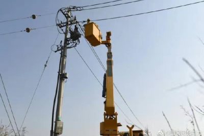 開(kāi)展10千伏李春大道線帶電作業(yè)