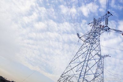 開展220千伏益盤線割接山旺站線路施工