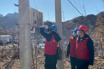 對(duì)電取暖用戶電力線路和表計(jì)進(jìn)行巡視和檢查