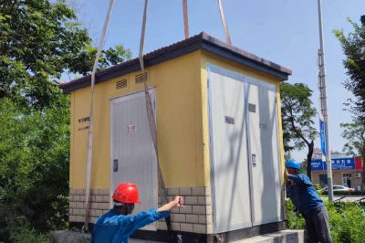 10千伏南京路34號桿附近進(jìn)行電網(wǎng)施工