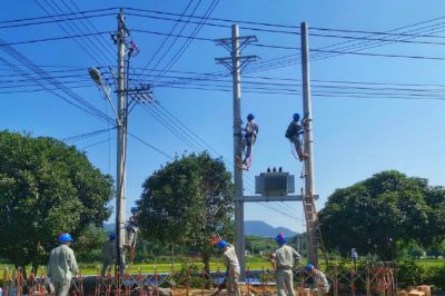 國網(wǎng)通山縣供電公司完成實(shí)驗(yàn)中學(xué)畈泥分校新建臺區(qū)送電工作 國網(wǎng)通山縣供電公司完成實(shí)驗(yàn)中學(xué)畈泥分校新建臺區(qū)送電工作