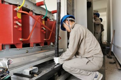 小微創(chuàng)業(yè)園進(jìn)行園區(qū)企業(yè)配網(wǎng)改造升級(jí)工作 小微創(chuàng)業(yè)園進(jìn)行園區(qū)企業(yè)配網(wǎng)改造升級(jí)工作